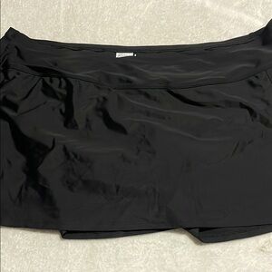 NWT Kona Sol Women's Black Swim Skort